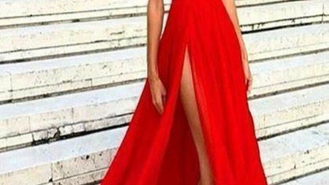 Kadınlara dekolteyi yakıştırır mısınız? En çok nerede seversiniz?