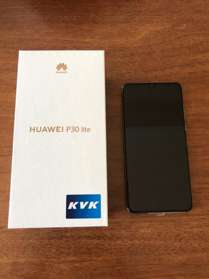 İmamoğlunun muhtarlara dağıttığı cep telefonları hakkında ne düşünüyorsunuz?