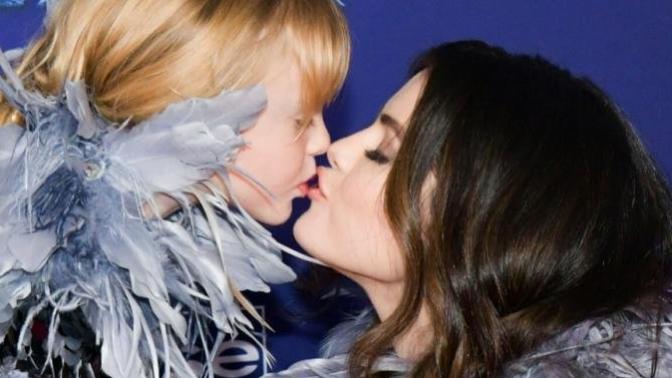 Selena Gomez ve 7 yaşındaki kardeşi Gracie'in bu resmi uygun mu senin için?