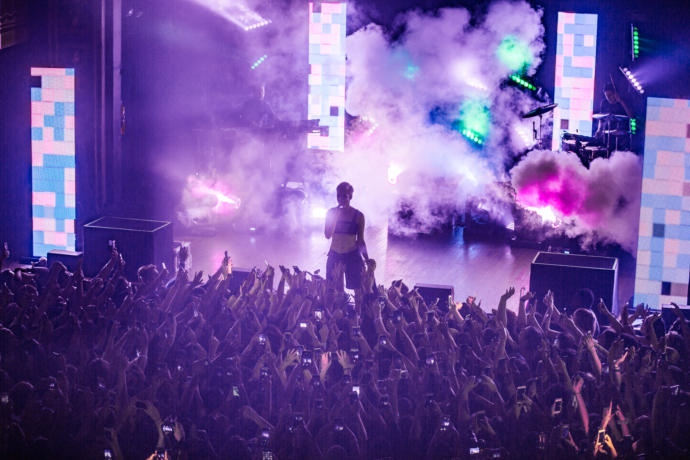 Halsey Konseri