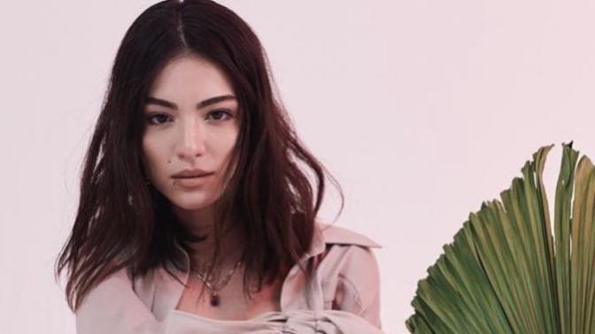 Melisa Aslı Pamuk 10 üzeri kaç sizce?