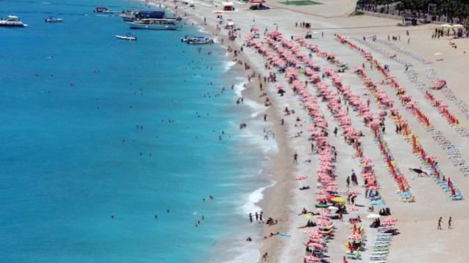 Turizm bakanı "Oteller tam kapasite çalışacak ama sosyal mesafeye uyulacak" dedi. Siz tam kapasiteli olmasını doğru buluyor musunuz?