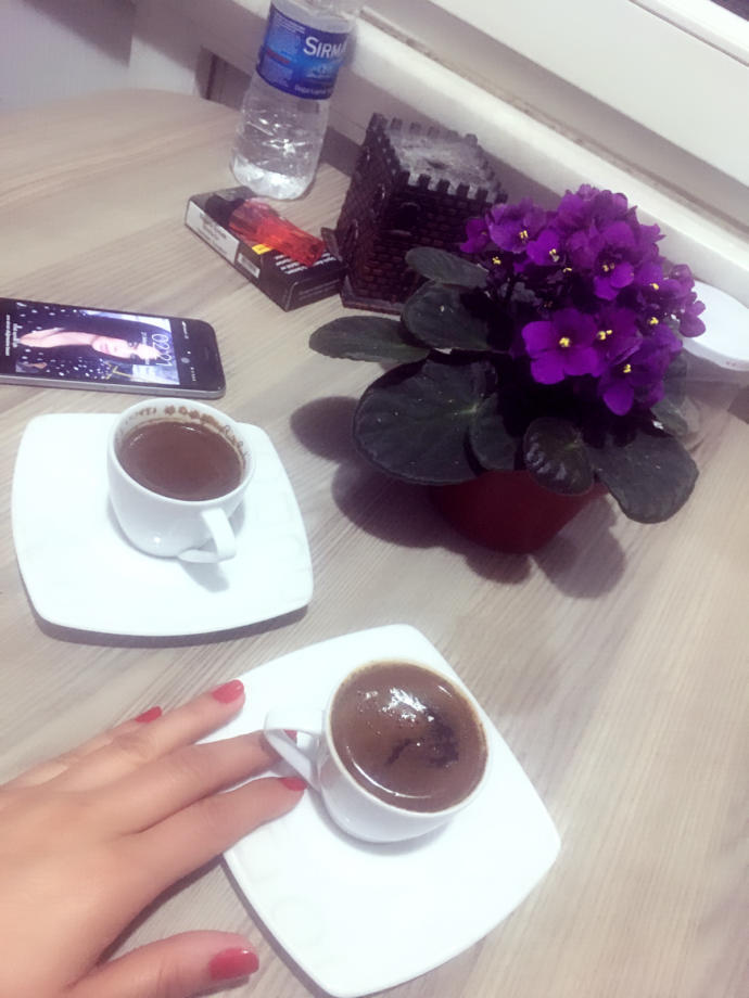 Sahura kadar muhabbet ettiğiniz dostlarınız var mı?