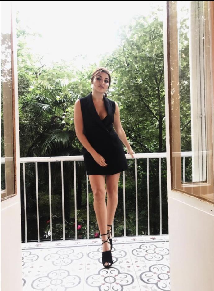 Demet mi Serenay mı Fahriye mi Hande mi Neslihan mı hangisi daha güzel?