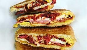 Arkadaşlar atom tost?