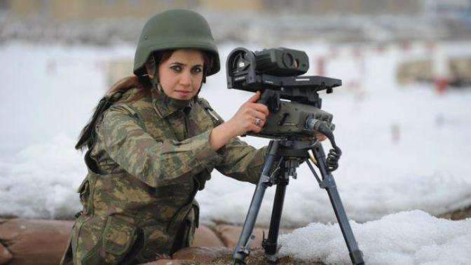 Kadın özel harekatçı flörtüm var. Mesleği ileriye dönük sorun yaratır mı sizce?