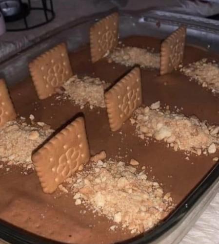 Kendime bisküvili pasta yaptım nasıl olmuş?