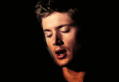 Jensen Ackles Aşırı Yakışıklı ve Seksi değil mi sizce Kızlar?