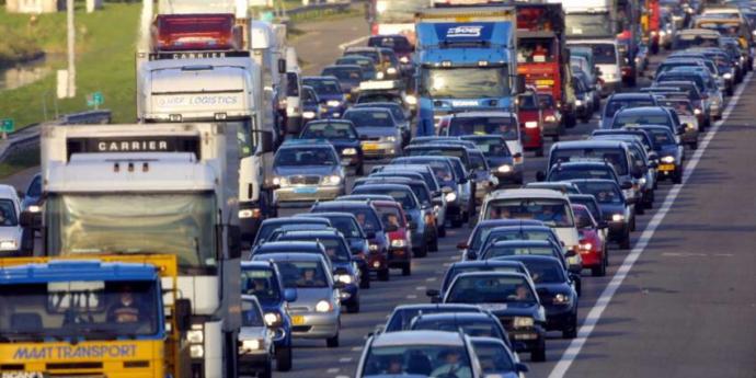 Trafikte flört olurmu?