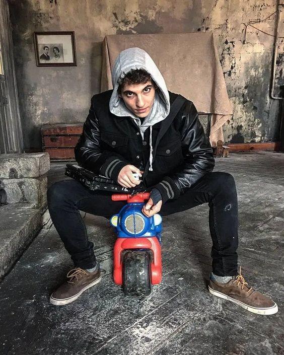 Erkeklerle ciddi ilişki kurmak neden zorlaştı?