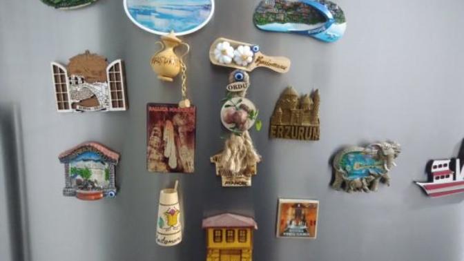 Gittiğiniz/gezdiğiniz yerlerden magnet/hatıra alıp buzdolabına yapıştıranlardan mısınız?