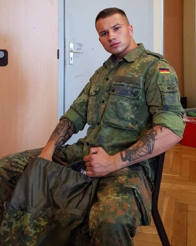 Kaslı erkekler itici mi çekici mi?