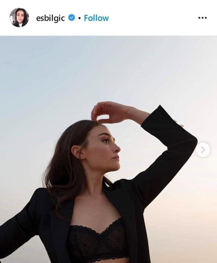 Esra Bilgiçin bu fotoğrafı Pakistanlı hayranlarını şaşırttı
