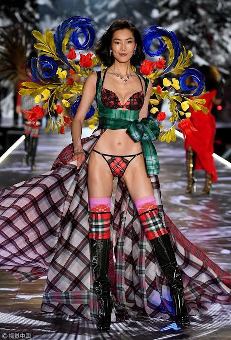 Size En Estetik Gelen Victorias Secret Meleği Hangisi?
