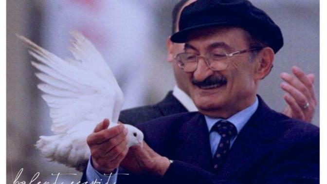 Bugün Türk siyasetinin önemli ismi Bülent Ecevit'in 95. doğum günü. Ecevit deyince aklınıza gelen ilk şey ne olur?