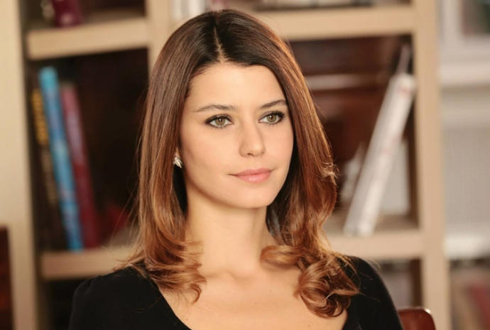 Altın orana göre dünyanın en güzel kadını Bella Hadid çıktı. Sizce bir kadını güzel yapan şeyler nelerdir?