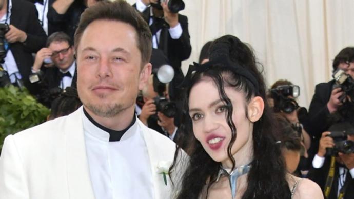 Elon Muskın sevgilisi şarkıcı Grimes, ruhundan bir parçayı 10 milyon dolara satacak. Senin ruhunun değeri sence ne kadardır?