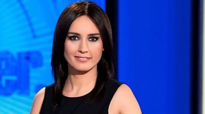 TVde çıktığında saatlerce izlerim dediğiniz haber spikeri hangisidir?