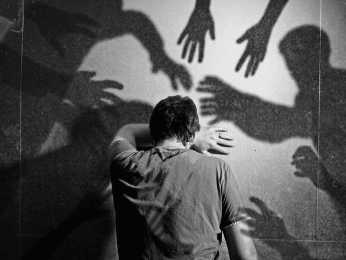 Toplum baskısı yüzünden yapmak isteyip de yapamadığınız bir şey var mı?