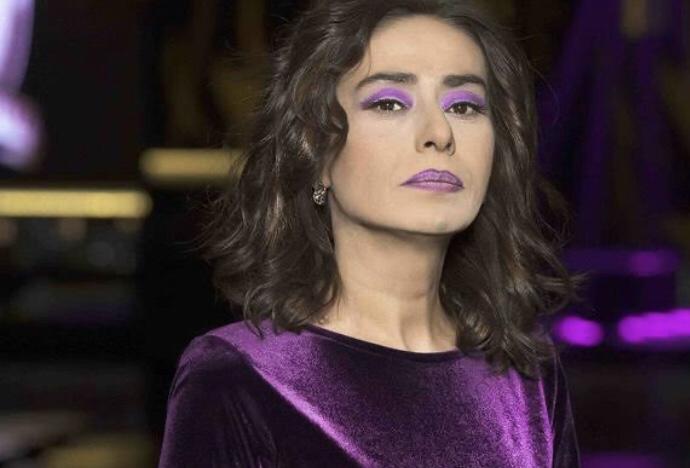 Yıldız Tilbenin en sevdiğiniz şarkısı hangisi ?