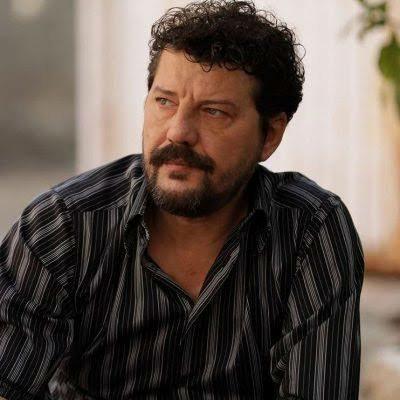 Ünlülerin size benzemesi sizi rahatsız edermi  ya da  benzemek istermisiniz ?