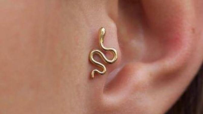Tragus piercing düşünüyorum. Deldirmiş olan var mı?