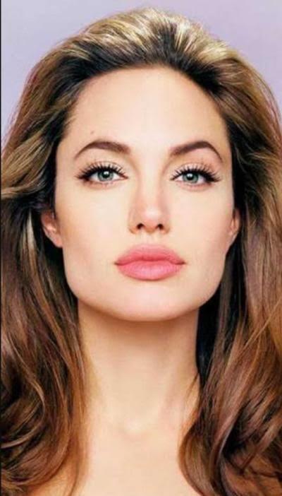 Keskin yüz hatları mı daha çekici yoksa yumuşak yüz hatları mı?