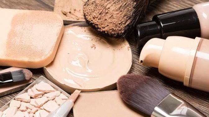 Fondötenin ciltte kusmaması ve çizgi çizgi olmaması için ne yapılabilir?