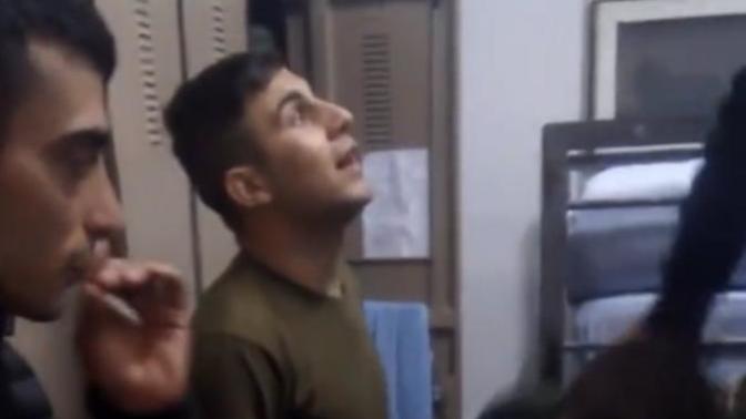 Yeni gelen askere mobbing ve şiddet uygulayan askerler Türkiye'de infiale neden oldu. Ne düşünüyorsunuz ?