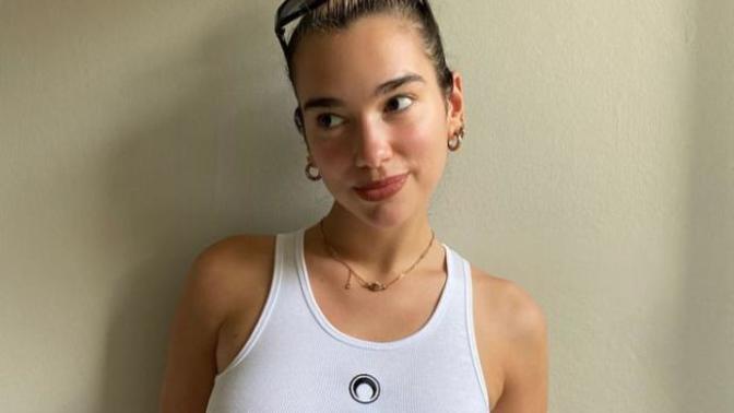 Dua Lipa hakkında ne düşünüyorsunuz?