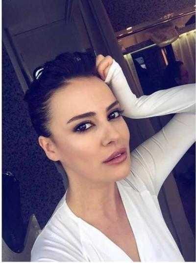 Hollywood Yıldızlarına taş çıkartır dediğiniz Türk ünlü var mı?