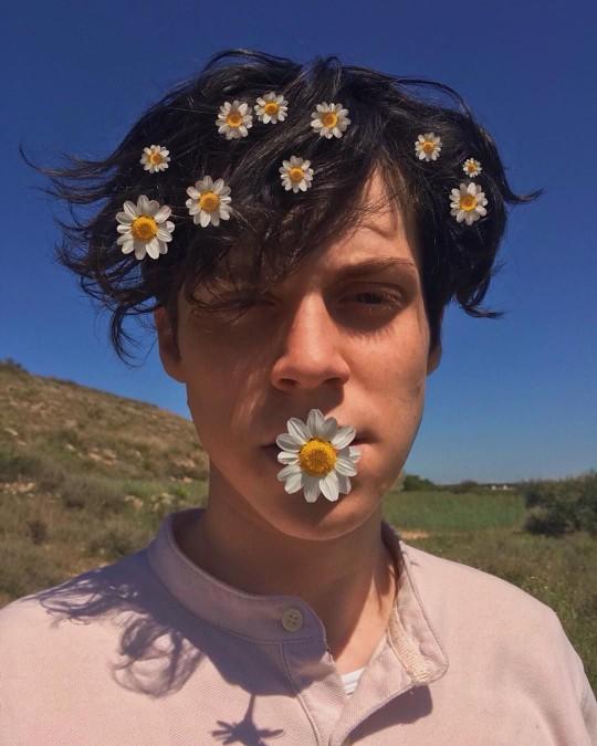Soft boy mu? E-boy mu?