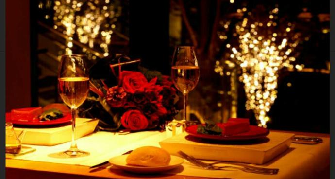 Romantik bir akşam yemeğine yakışacak yiyecekler nelerdir?