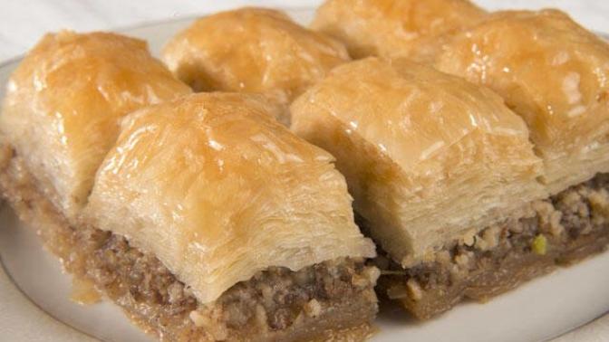 El açması baklava mı hazır baklava mı seversiniz?