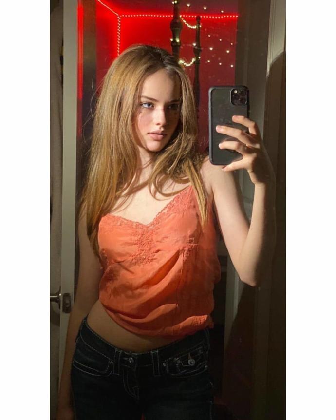 Dünyanın en güzel kadını olan 14 yaşında ki kristina pimenova nasıl sizce?