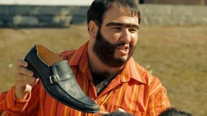 İzlerken en çok güldüğün dizi/film nedir?