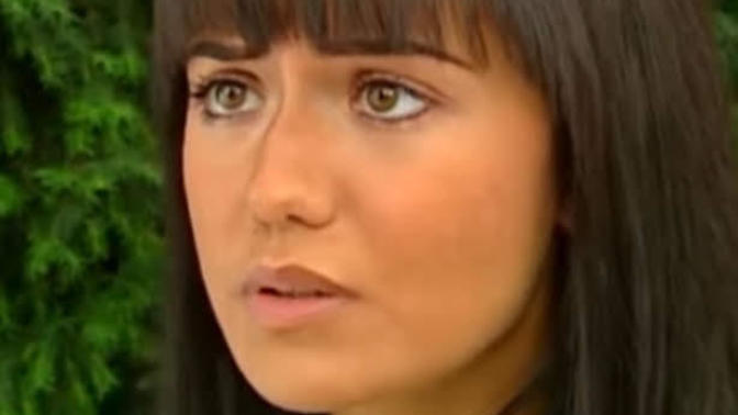 Hande Erçel, Fahriye Evcen'i ne kadar ezebilir güzelliğiyle?