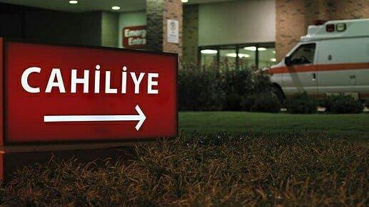 Tiktok'ta pes dedirten yeni akım: "Benim babam bir tırrek". Sizce Tiktok yasaklanmalı mı?