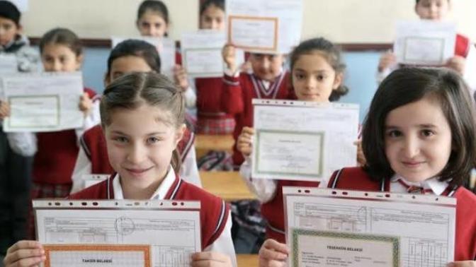 Milli Eğitim Bakanlığı öğrencilerin karnelerini e-okul üzerinden erişime açtı. Kontrol ettiniz mi karnelerinizi 👨‍🎓👩‍🎓?