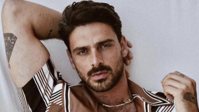 İrem Dericinin aşık olduğu Michele Morrone yakışıklı mı?