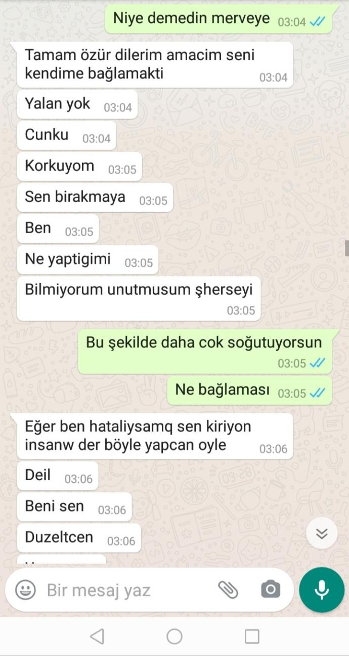 Arkadaşlar sizce beni seviyor mu?
