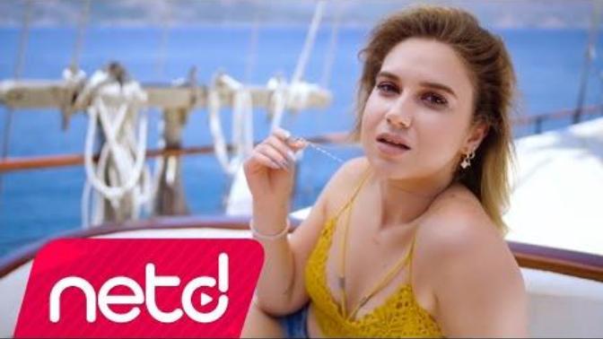 Ece Mumay'ın 'Galaksi' isimli yeni parçasını nasıl buldunuz?