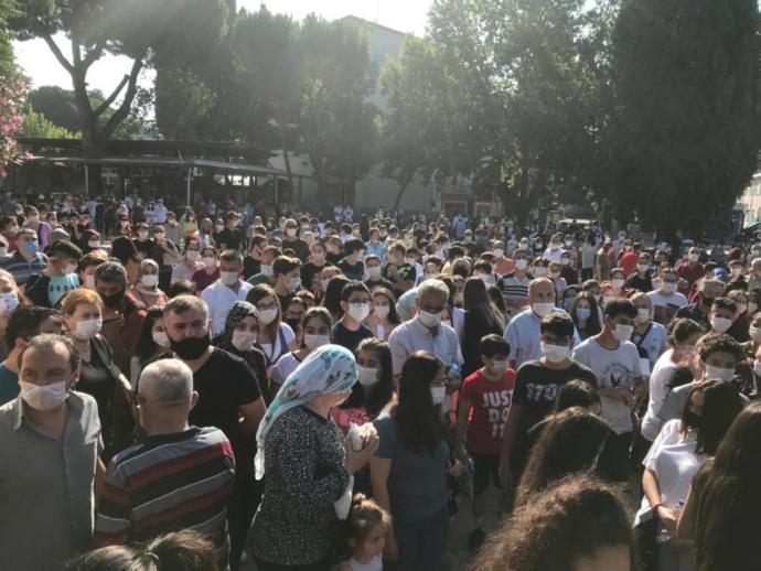 Sizce bu durumdayken (LGS) lise giriş sınavı yapmak normal mi?