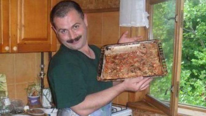 Sizce tatil gününde börek açan sevgili bir adım önde midir?