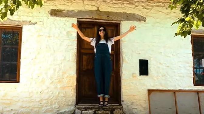 Şehir hayatından uzaklaşıp tatil kasabalarına, köylere yerleşmek hakkında ne düşünüyorsunuz?
