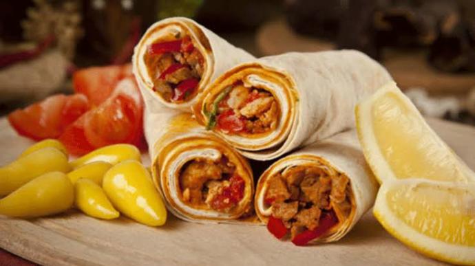 Acıkanlar Buraya🎉Tavuk Döner mi Tantuni mi?