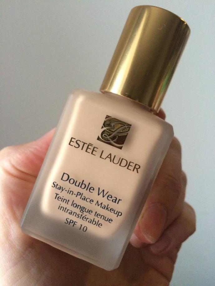 Este lauder double wear fondöteni kullanan var mı?