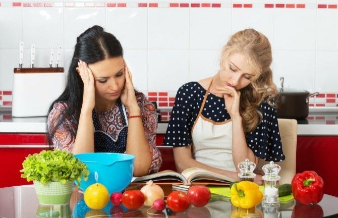Kızlar hiç yemek yapamayan biri için şipşak hazırlanabilecek yemek tavsiyeleriniz neler?