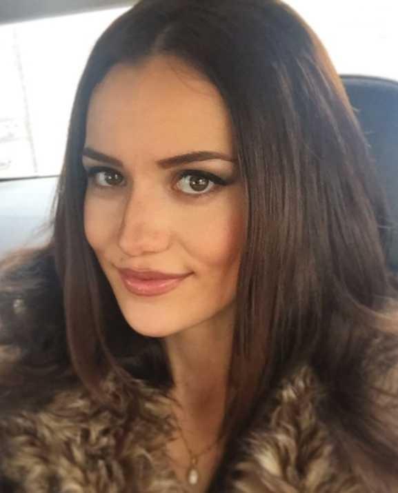 Fahriye Evcen kadar güzel olsaydınız egolu olur muydunuz?