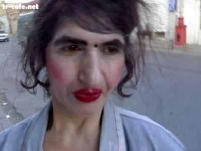 Her makyaj yapan kadın bakımlı mıdır?